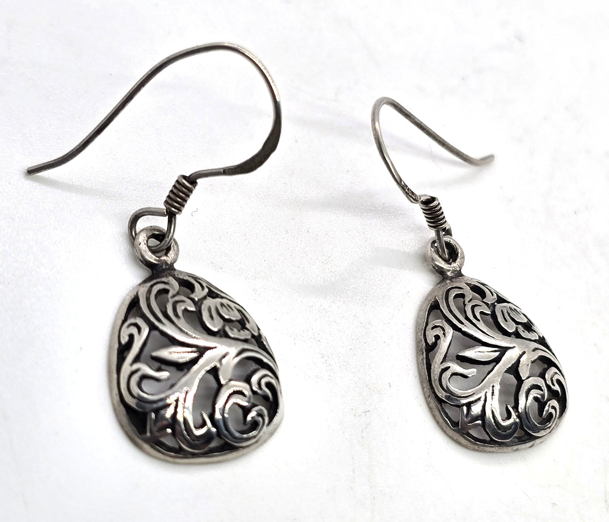 Retro open work filigree swirl cartouche vintage drop sterling silver earrings