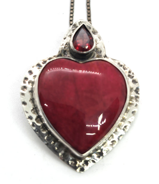 Red sponge coral garnet vintage Sterling Silver Southwestern heart necklace