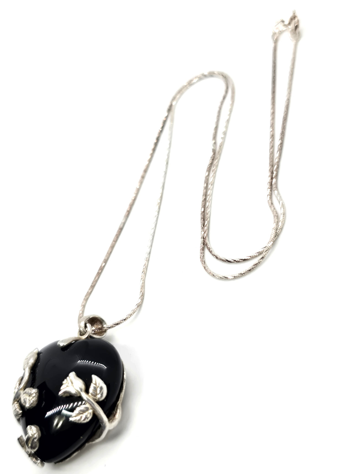 JC Black Onyx heart rose accented vintage sterling silver necklace