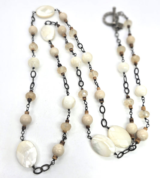 Silpada sterling silver Mother-of-Pearl and Quartz Necklace Retired #N1504