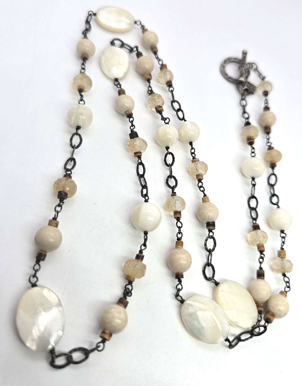 Silpada sterling silver Mother-of-Pearl and Quartz Necklace Retired #N1504