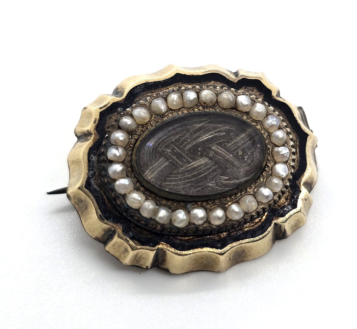 10k gold top seed pearl Antique enamel mourning memento mori brooch