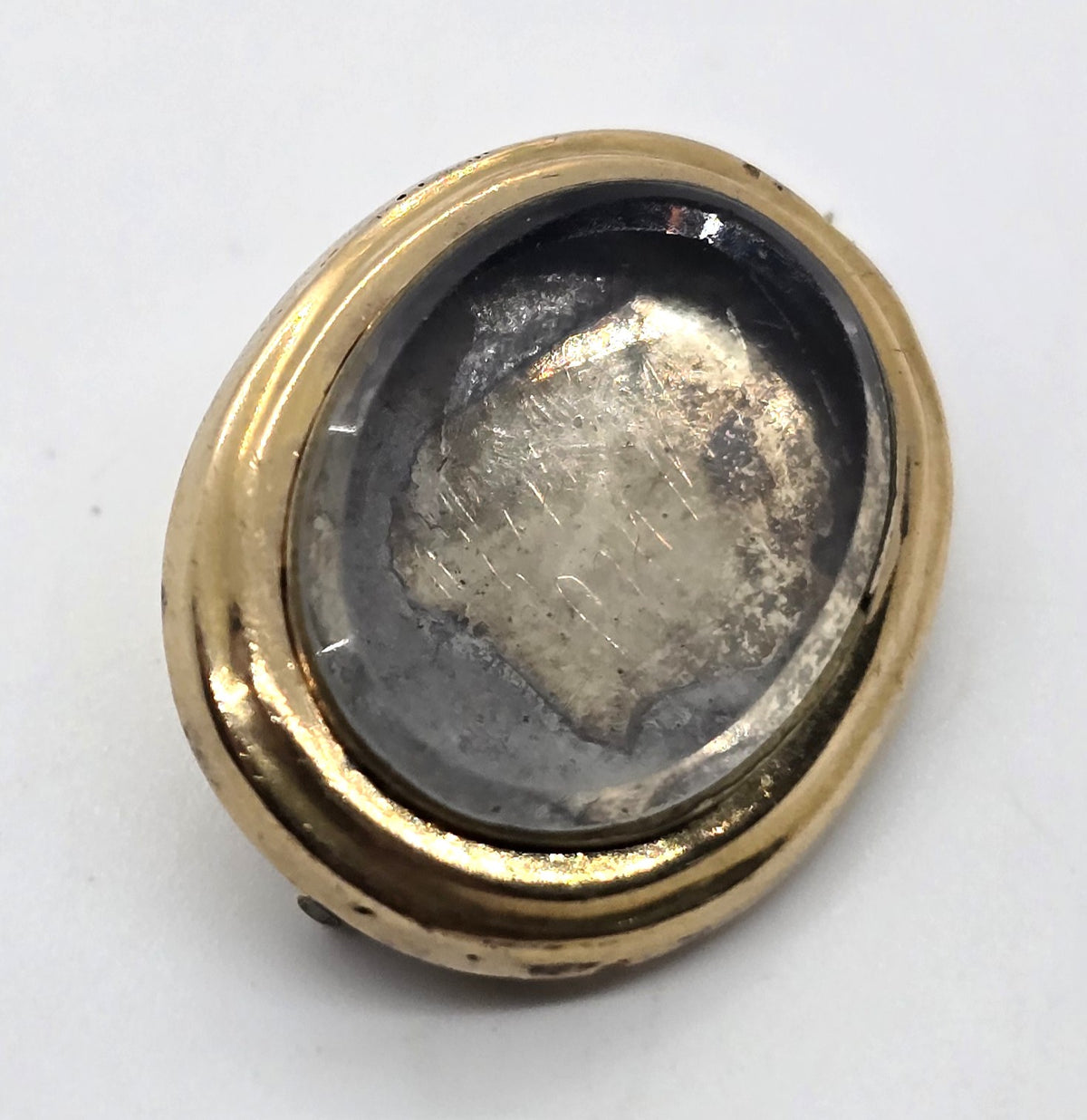 10k gold Antique Victorian mourning memento mori brooch empty can be filled