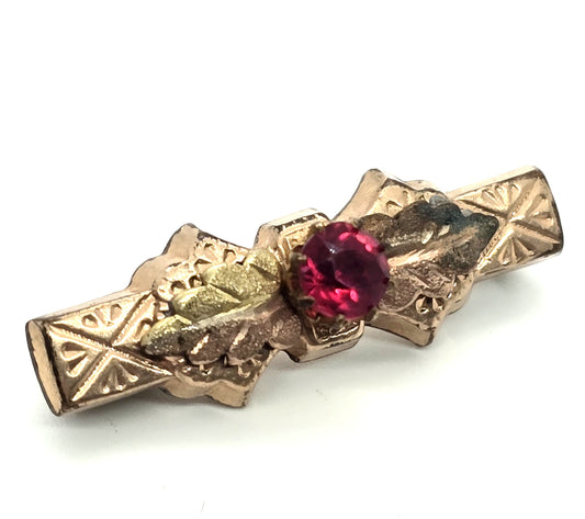 Taille d'épargne antique Victorian black hills gold pink mourning brooch Memento Mori