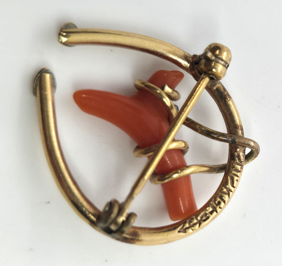 Uncas Horseshoe 12k Gold Filled Antique red coral Victorian antique signed brooch