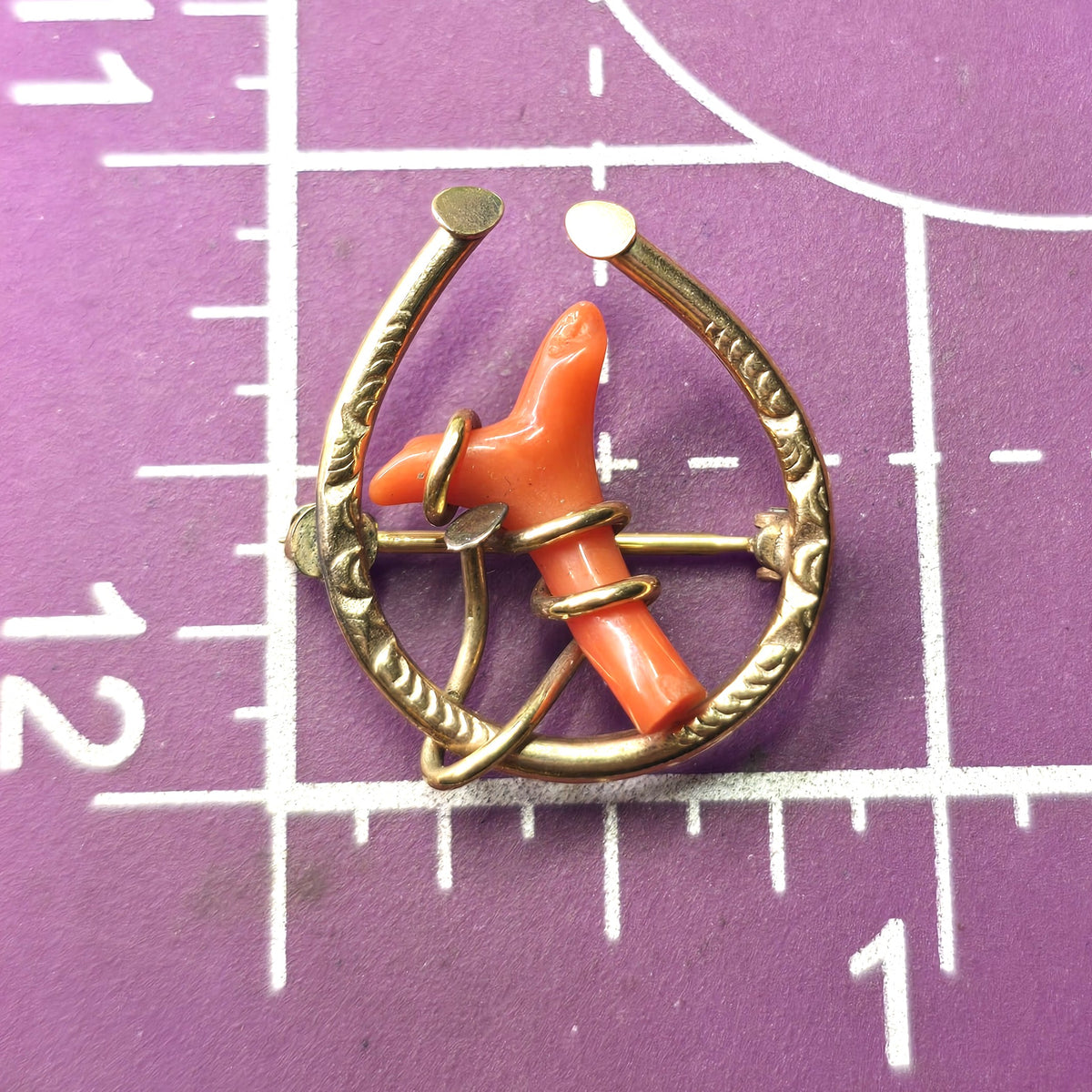 Uncas Horseshoe 12k Gold Filled Antique red coral Victorian antique signed brooch
