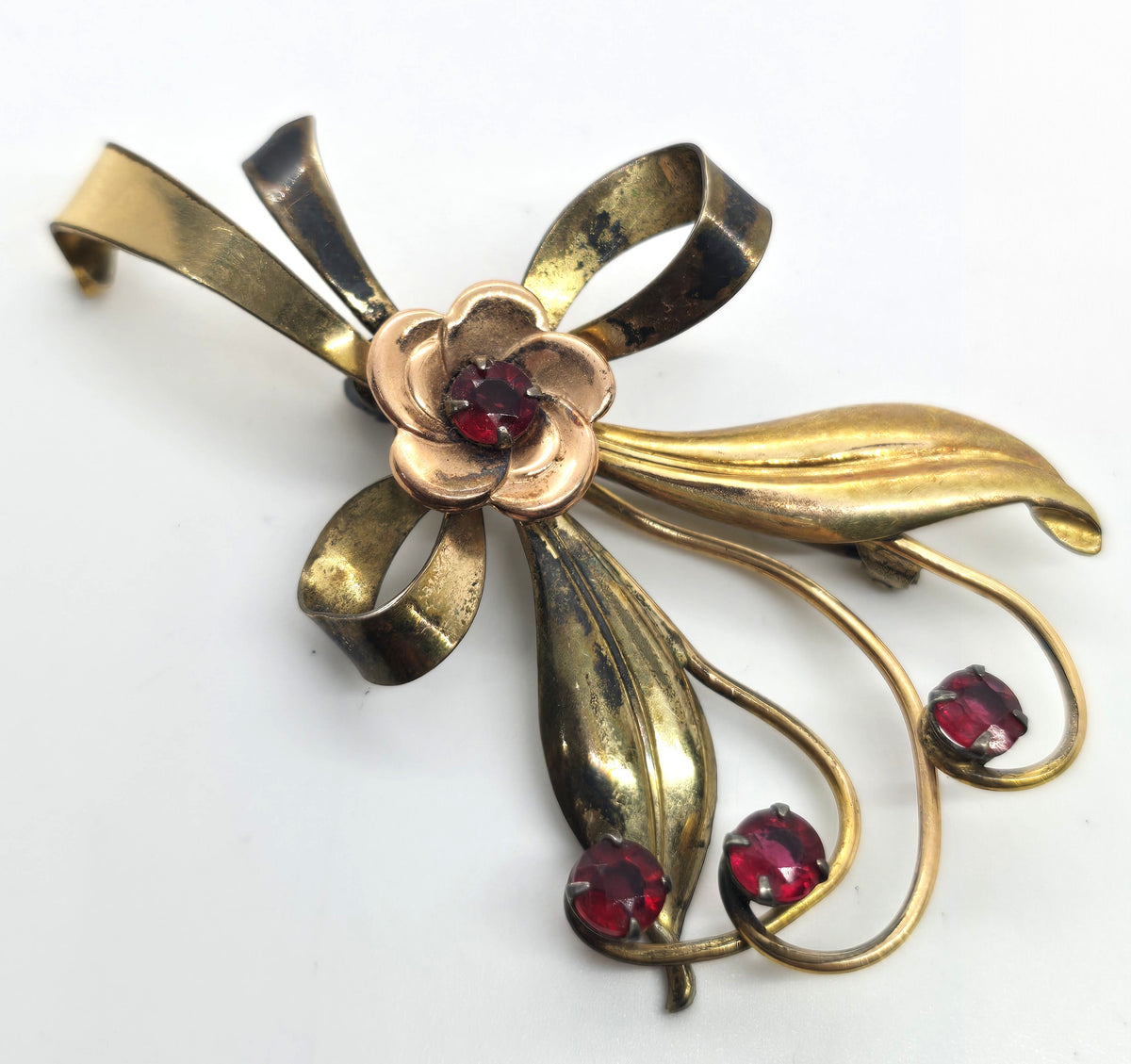 Harry Iskin Modernist vintage red rhinestone flower gold filled brooch