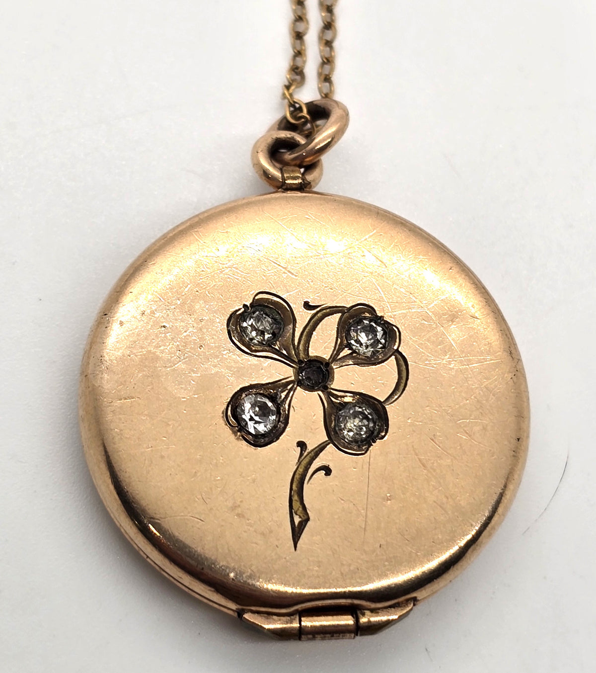 Antique Victorian lucky gold filled 4 leaf clover paste etched locket necklace