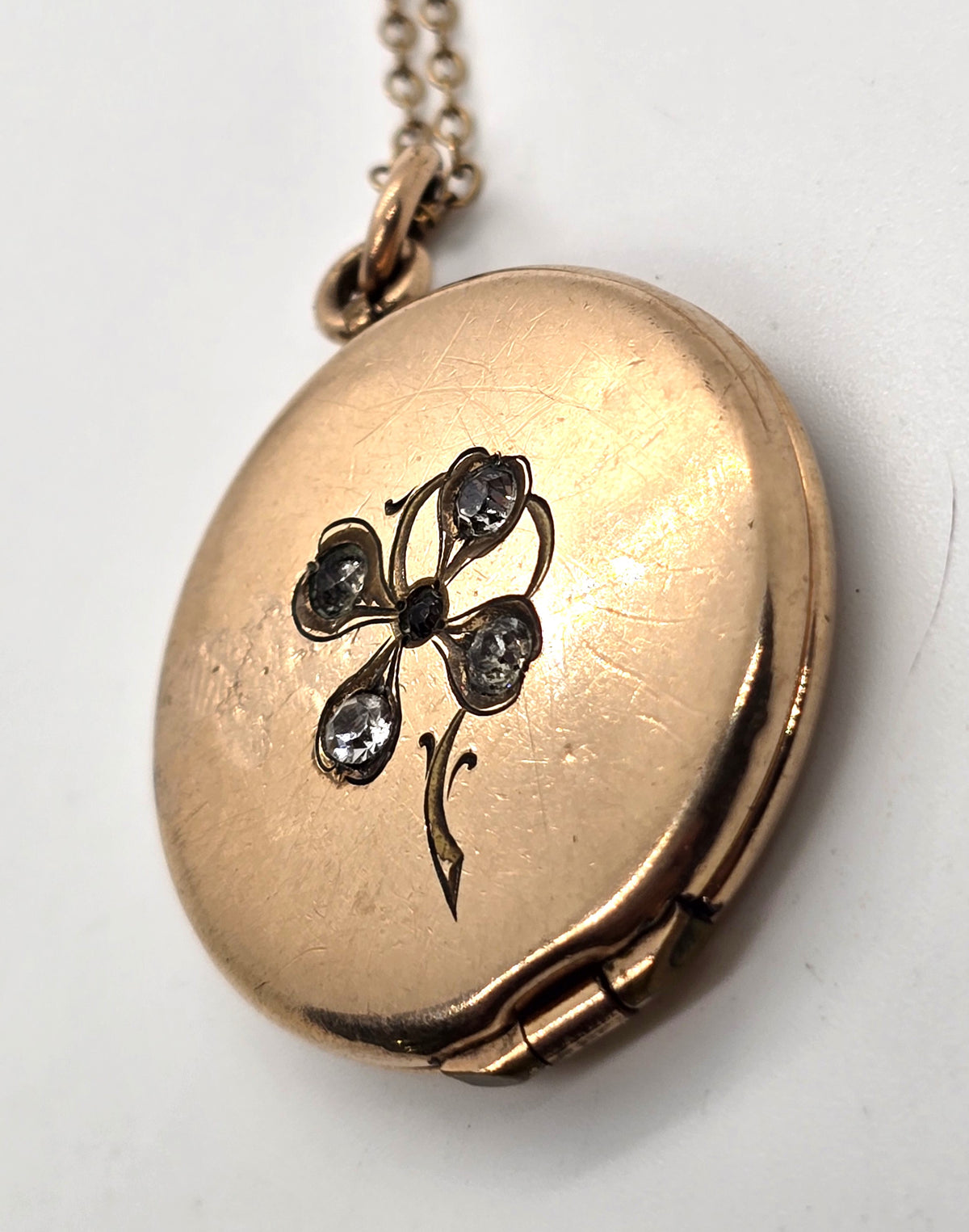 Antique Victorian lucky gold filled 4 leaf clover paste etched locket necklace