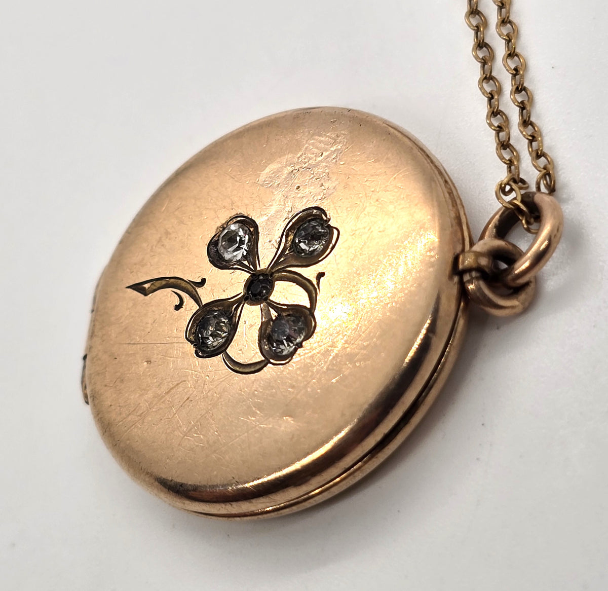 Antique Victorian lucky gold filled 4 leaf clover paste etched locket necklace