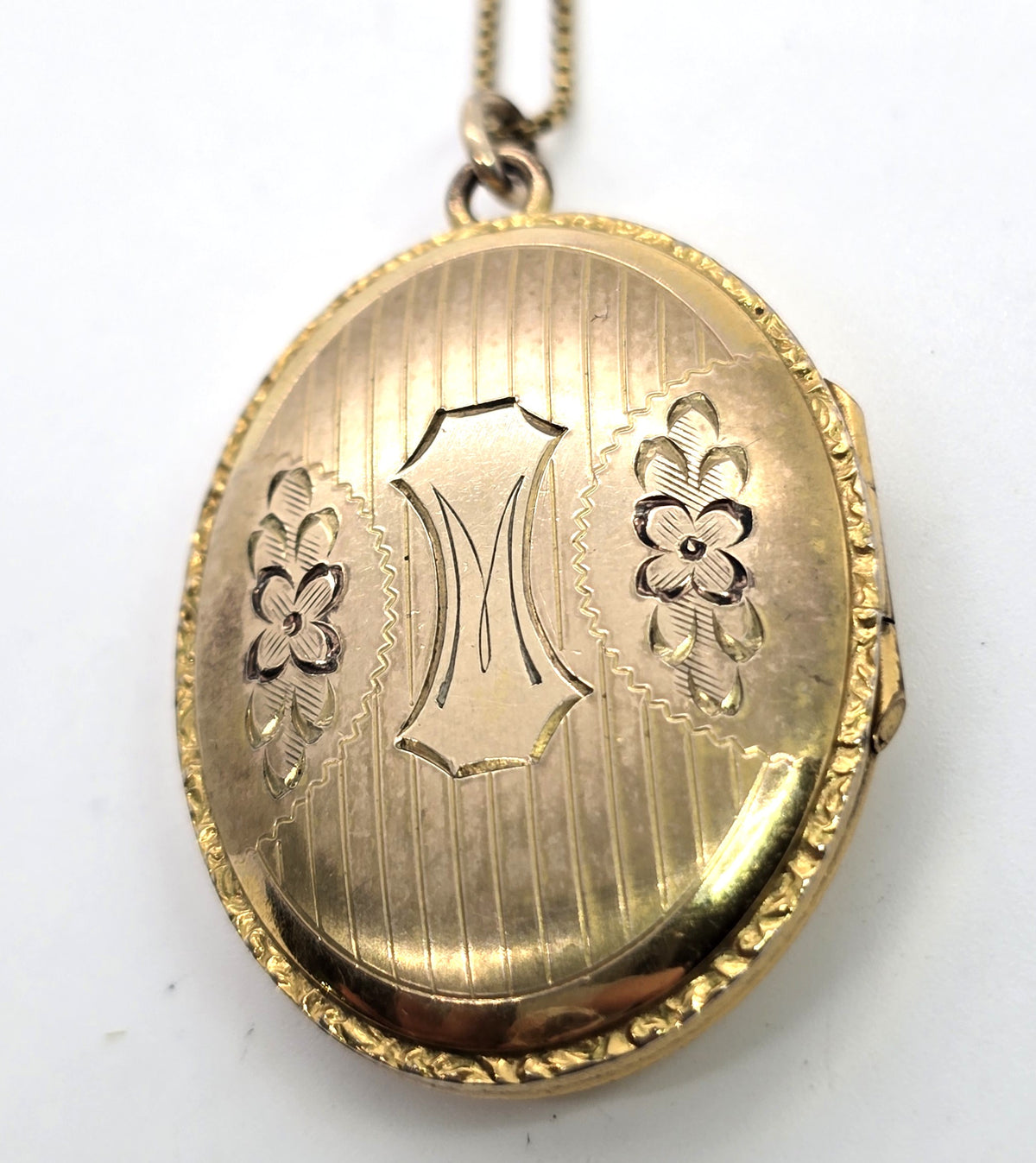 JHH 12k Gold filled etched flower locket mid century photo necklace