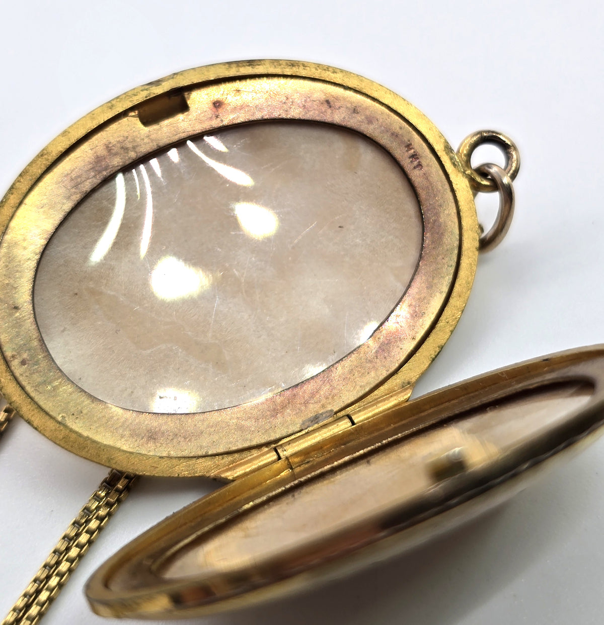 JHH 12k Gold filled etched flower locket mid century photo necklace