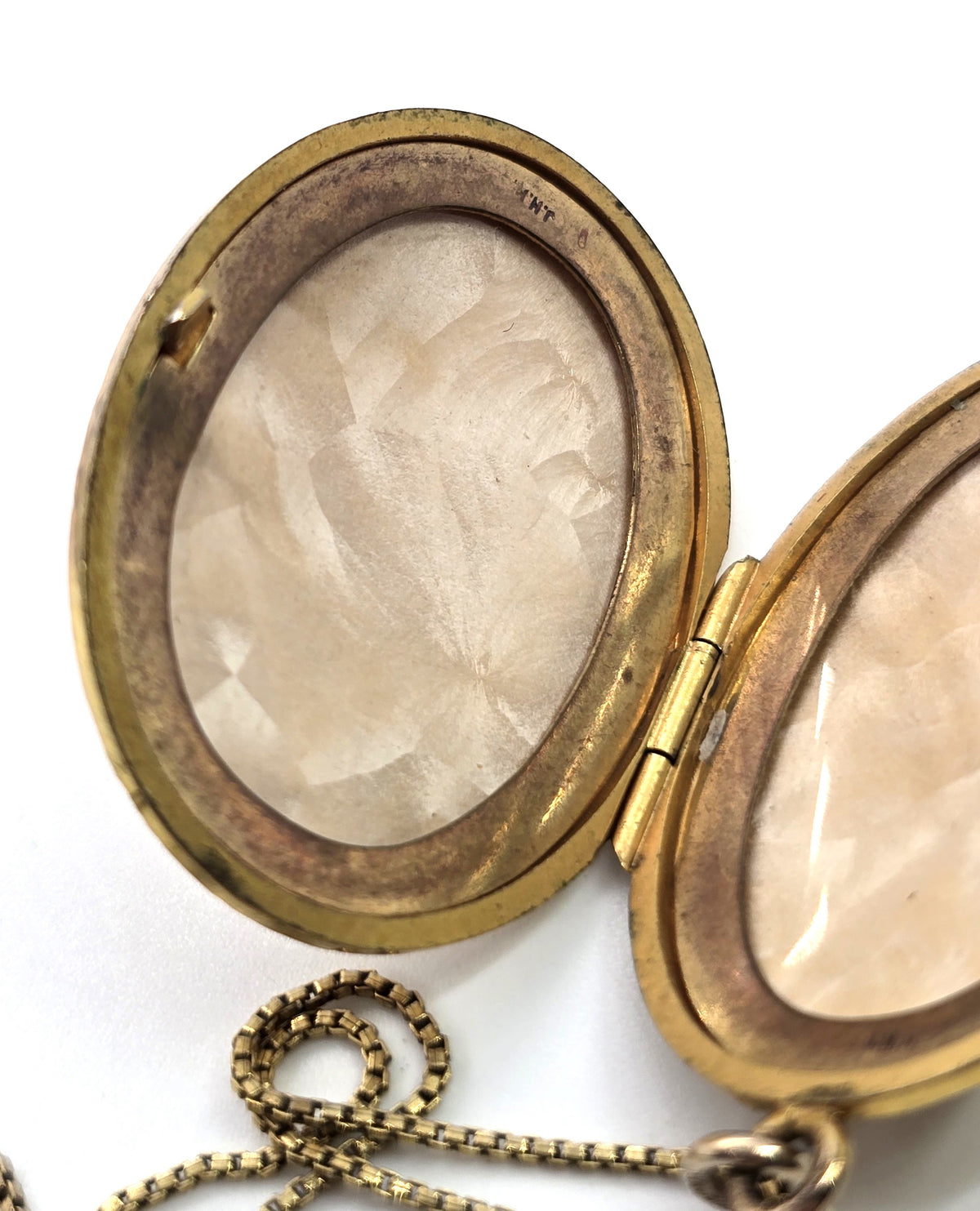 JHH 12k Gold filled etched flower locket mid century photo necklace