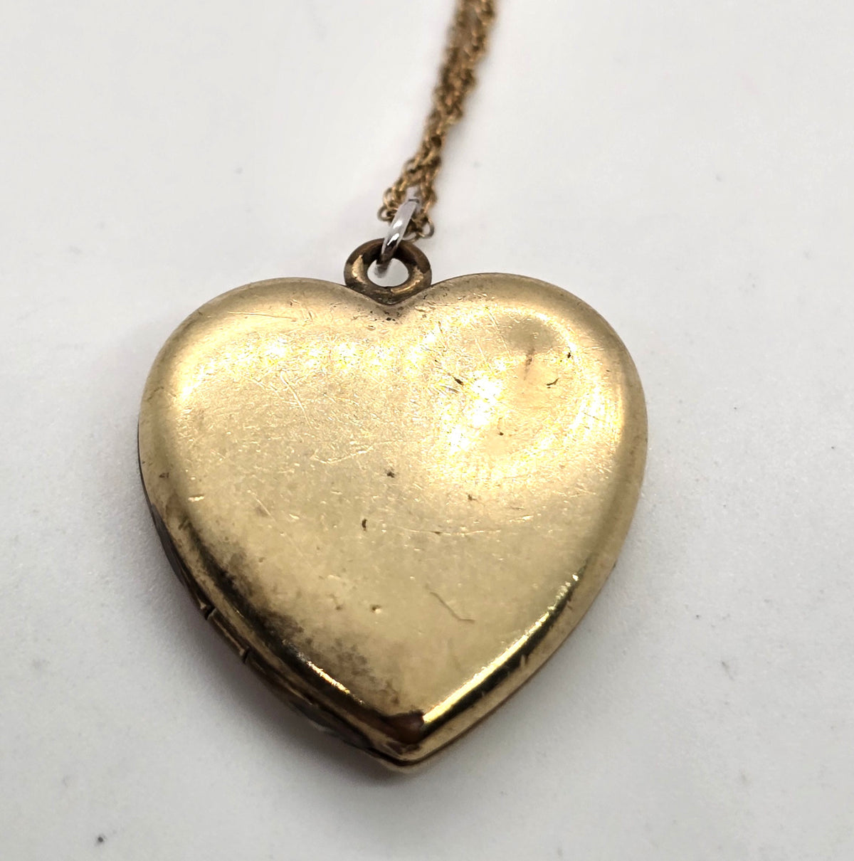 Pittman & Keeler Gold filled etched heart flower locket vintage photo necklace PK