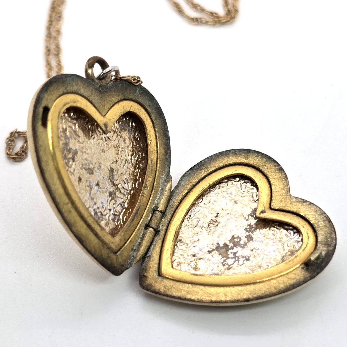 Pittman & Keeler Gold filled etched heart flower locket vintage photo necklace PK