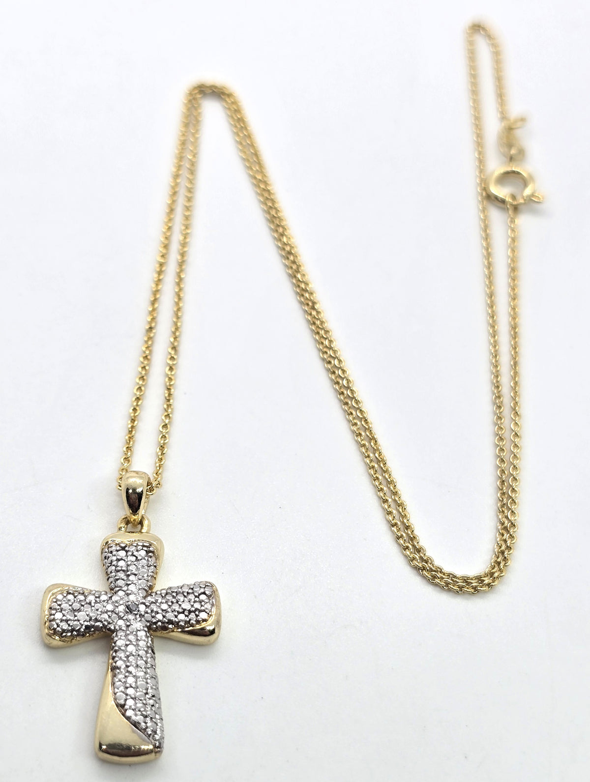 Diamond chip gold plated sterling silver cross FAS vintage retro pendant necklace