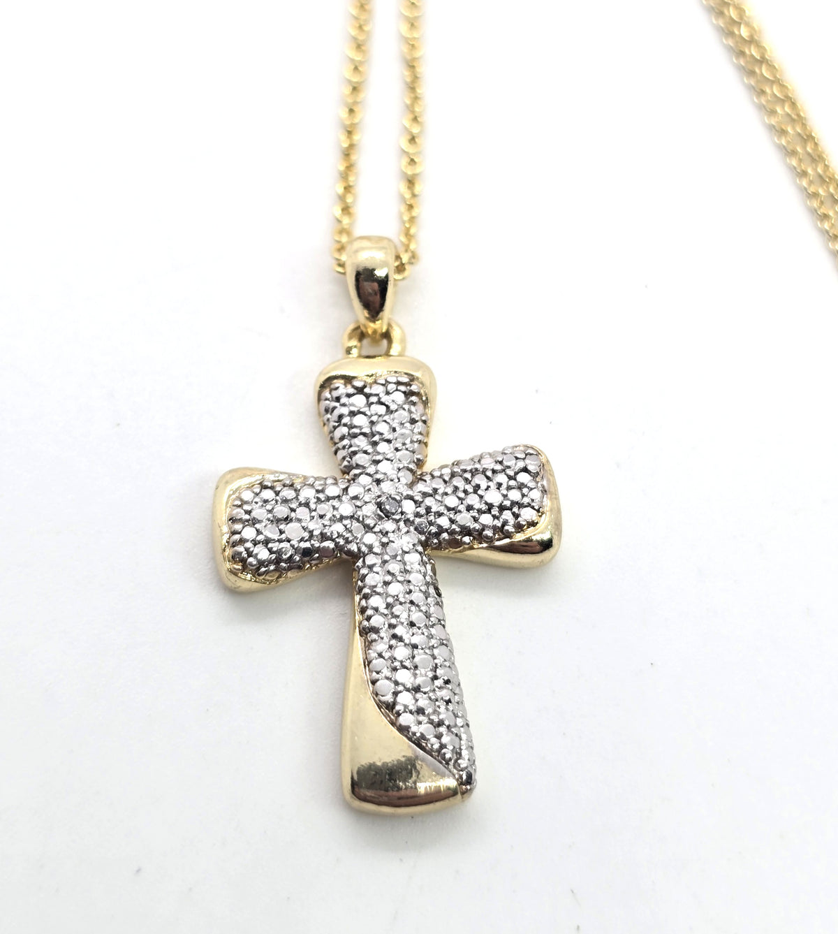 Diamond chip gold plated sterling silver cross FAS vintage retro pendant necklace