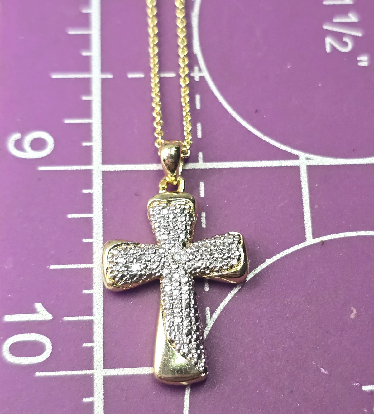 Diamond chip gold plated sterling silver cross FAS vintage retro pendant necklace