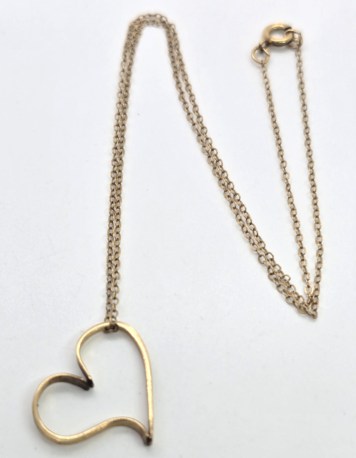Avon floating heart 14k yellow gold filled vintage pendant necklace