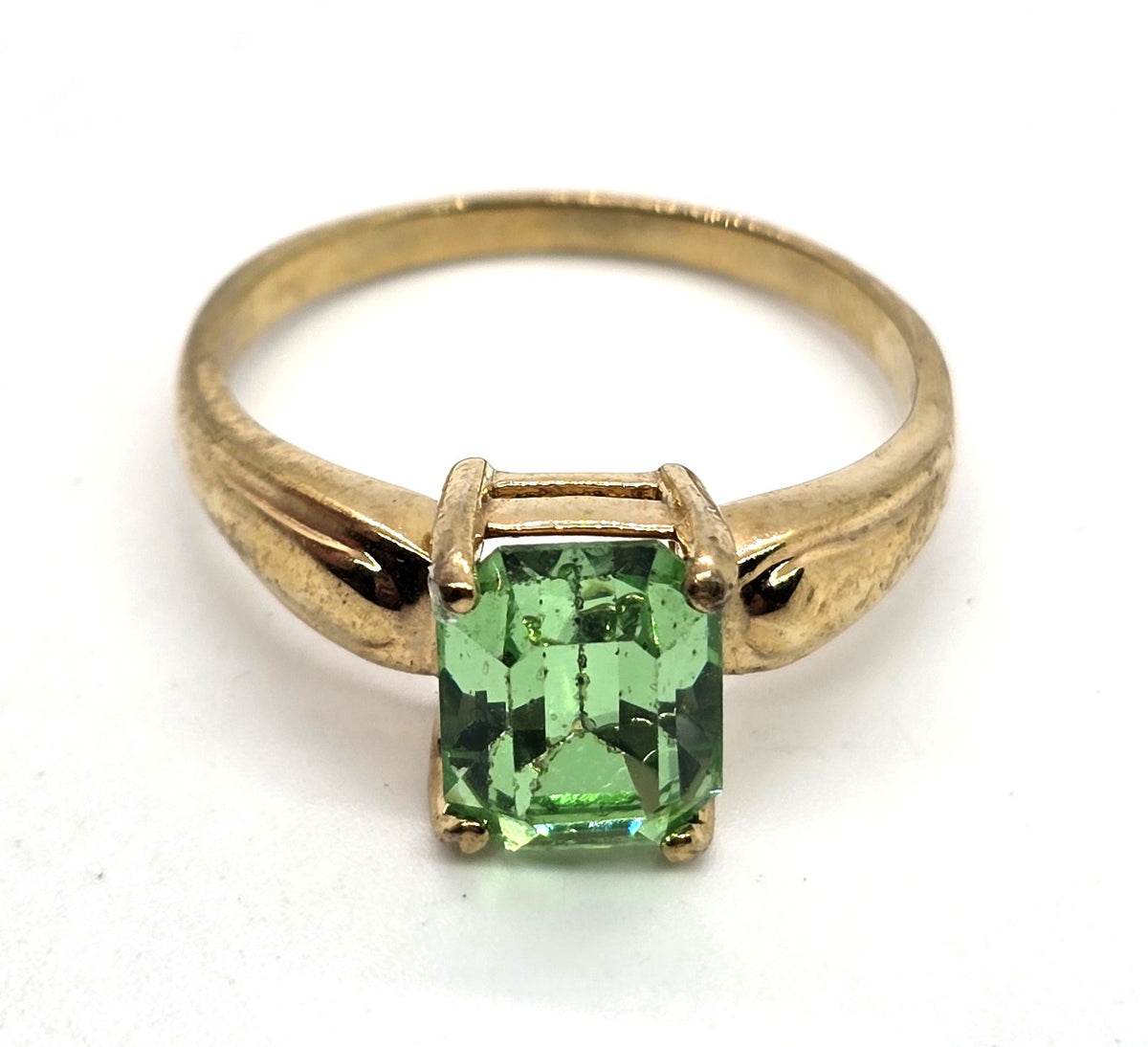 Uranium glass rhinestone gold plated UV glow vintage ring size 12