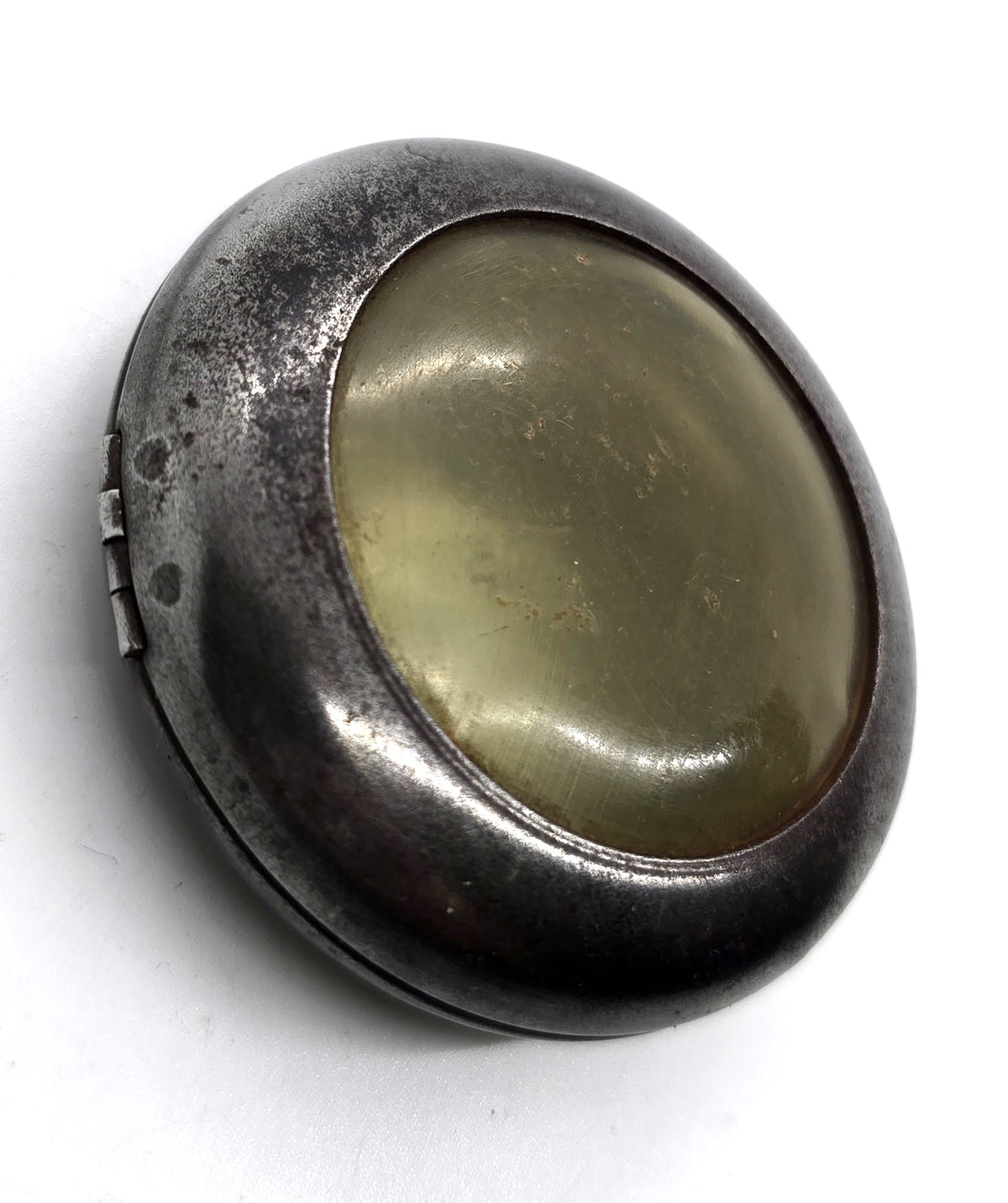 WWII German vintage Wartburg DRGM 22 pocket watch silver toned protector