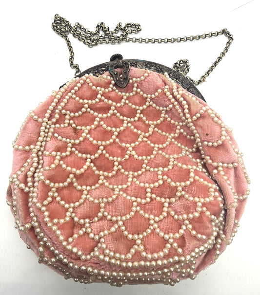 Pink velvet silk lined faux pearl scallop beaded vintage Art Deco purse