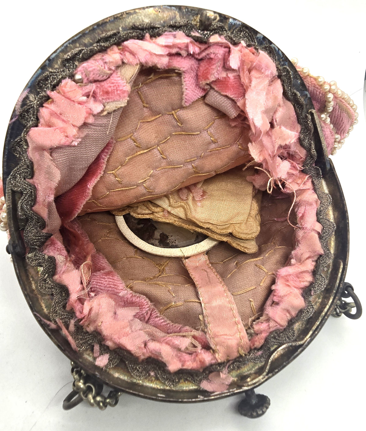 Pink velvet silk lined faux pearl scallop beaded vintage Art Deco purse