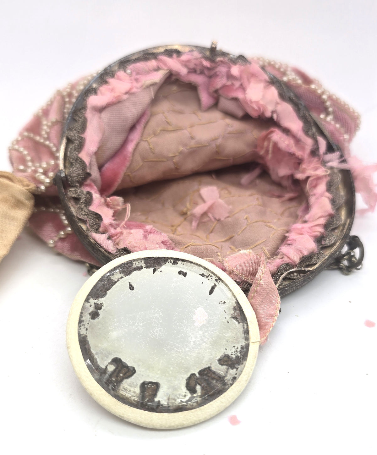 Pink velvet silk lined faux pearl scallop beaded vintage Art Deco purse