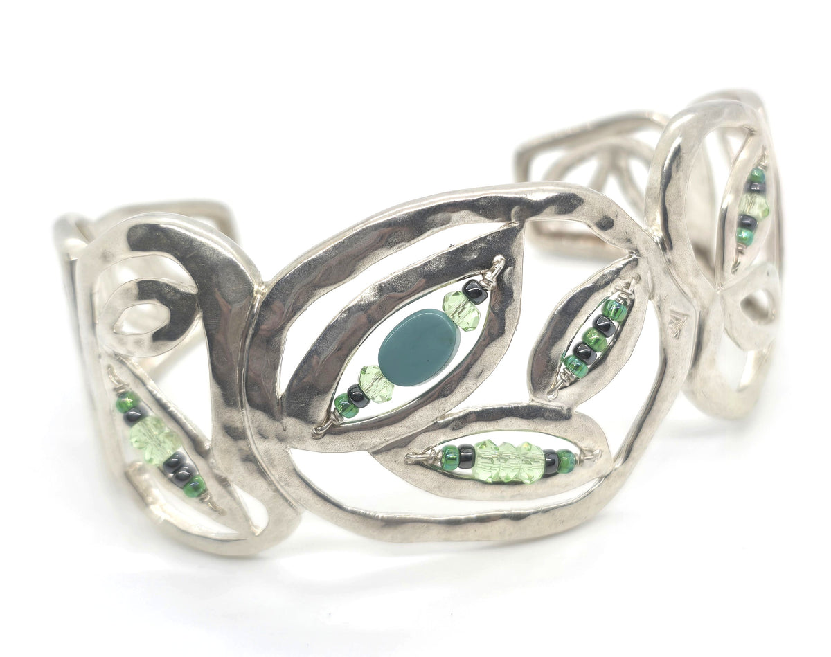 Silpada sterling silver hammered "Garden Party" Cuff Bracelet Model B2182 retired