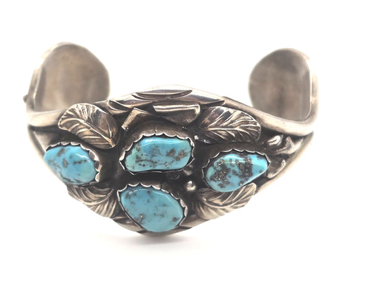 Navajo Artisan handcrafted turquoise nugget NA sterling silver vintage cuff bracelet
