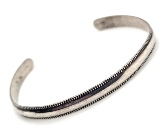 Southwestern crimped beaded edge vintage thin sterling silver cuff bracelet