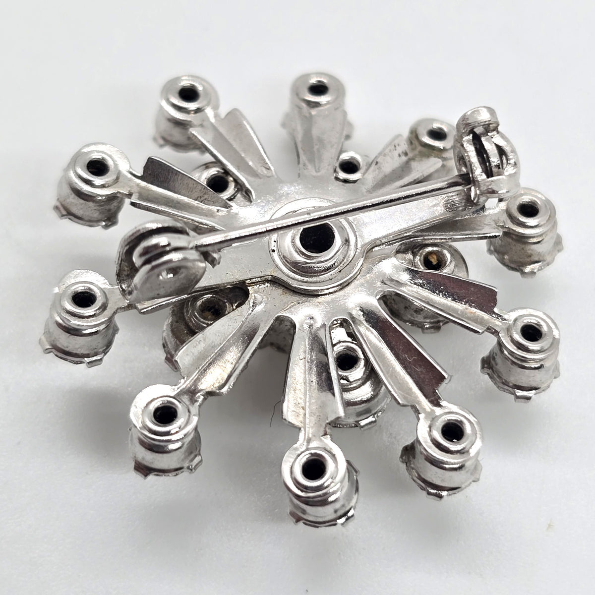 Mid Century Snowflake clear vintage rhinestone MCM atomic scatter brooch