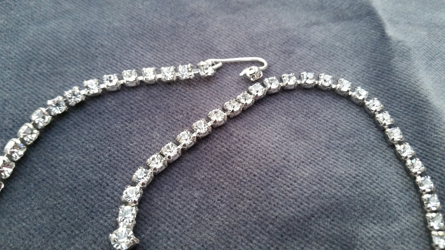 Vintage bridal rhinestone bib necklace