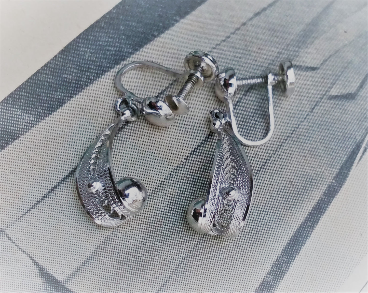 Sorrento sterling silver signed vintage earrings screw back