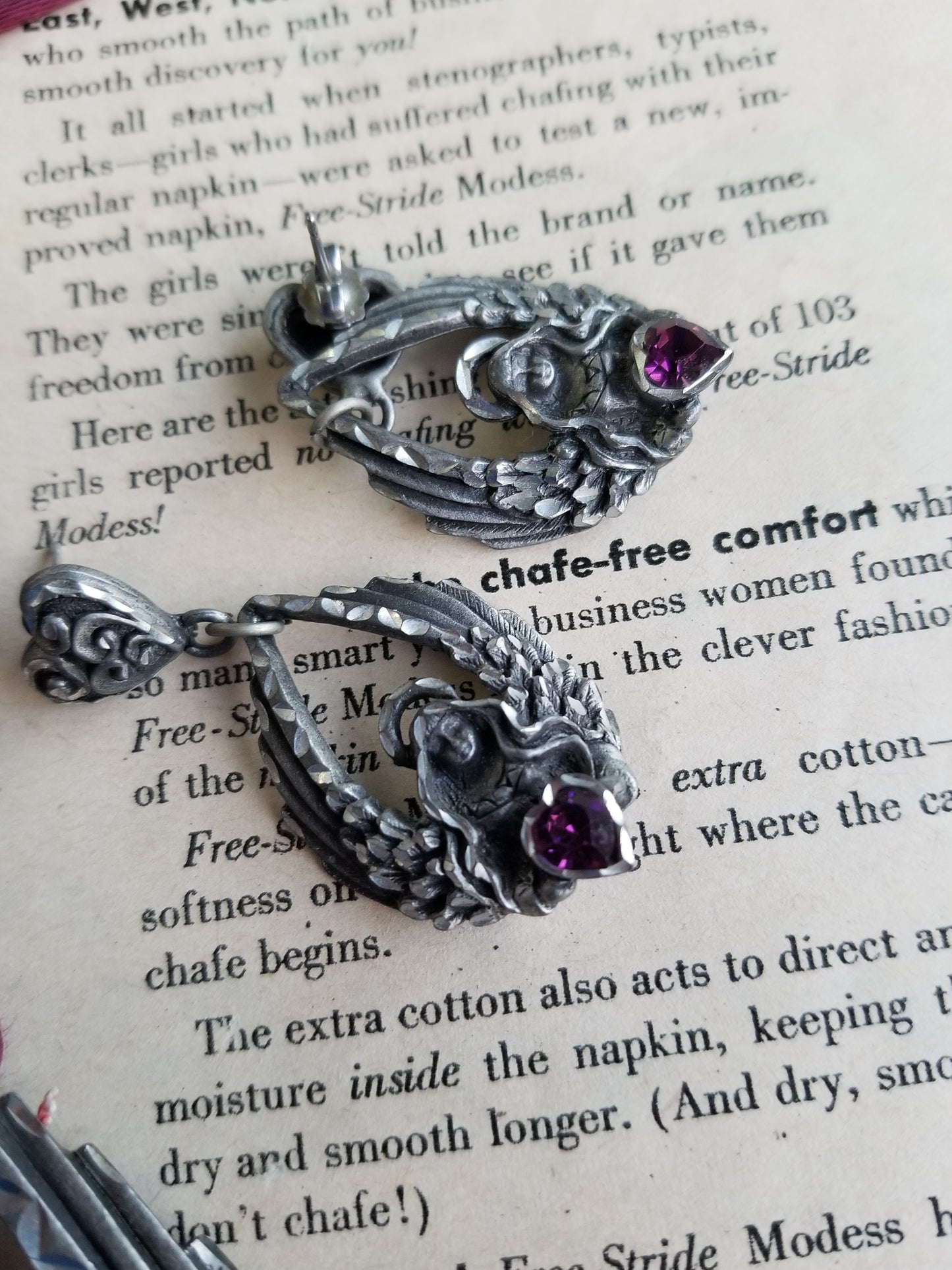 EGE Pewter 1994 angel's with purple rhinestone heart necklace and earrings set on silk cord