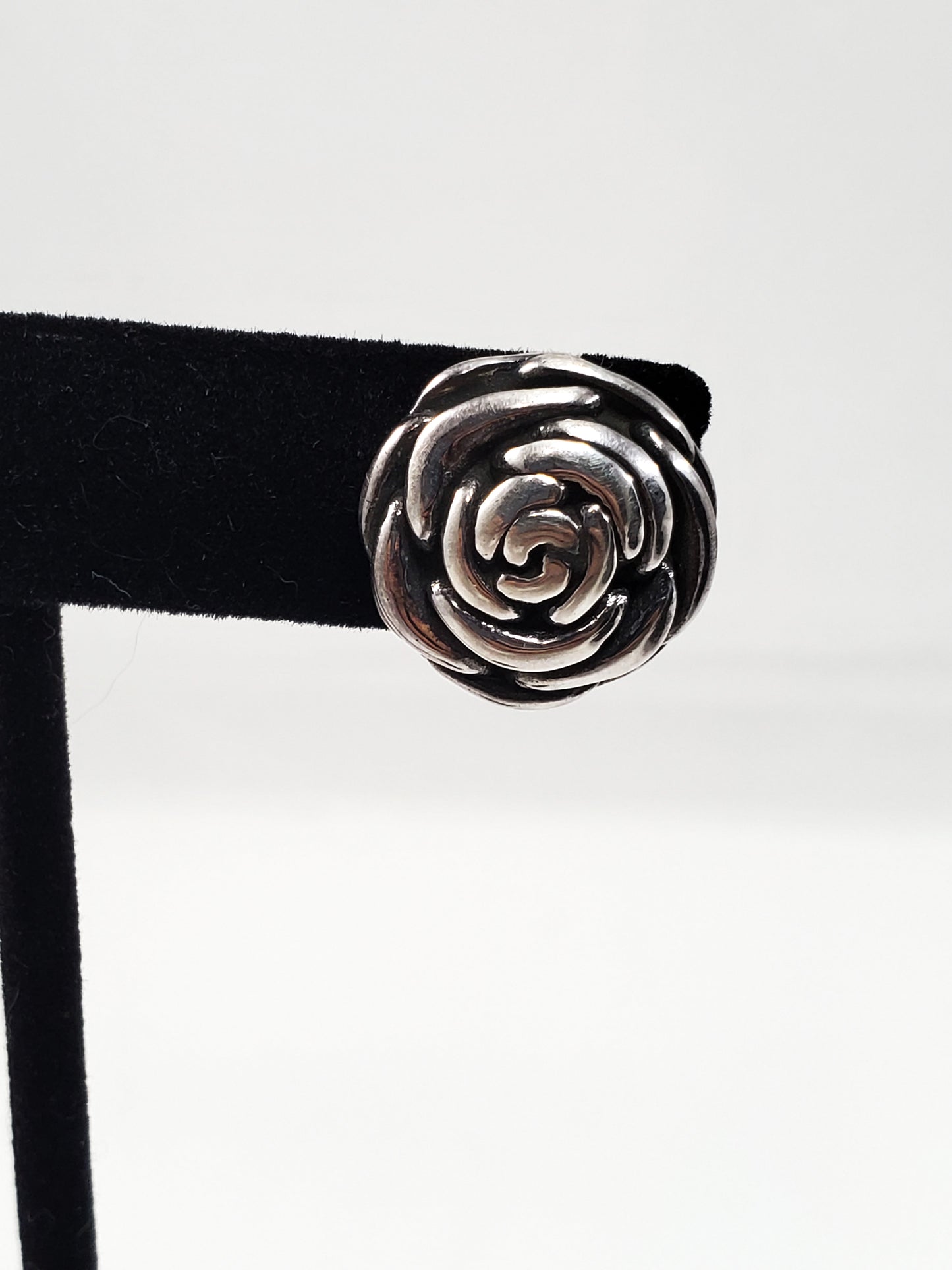 Vintage rose bud sterling silver molded stud earrings 925