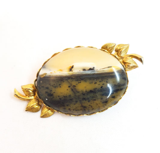 Victorian Revival banded agate vintage brooch pin mid century