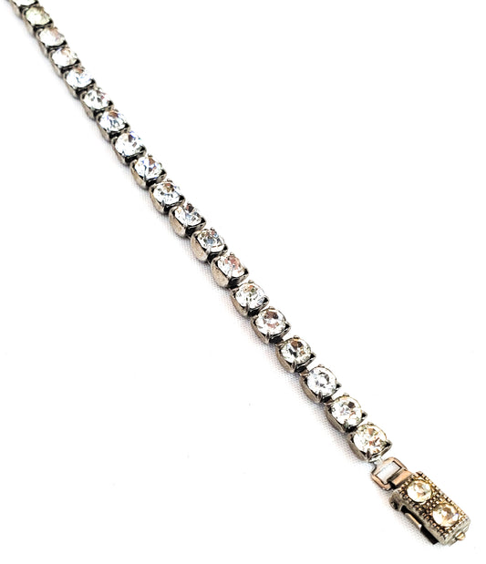 Mid century clear rhinestone tennis bracelet bright single strand pin up 1950's