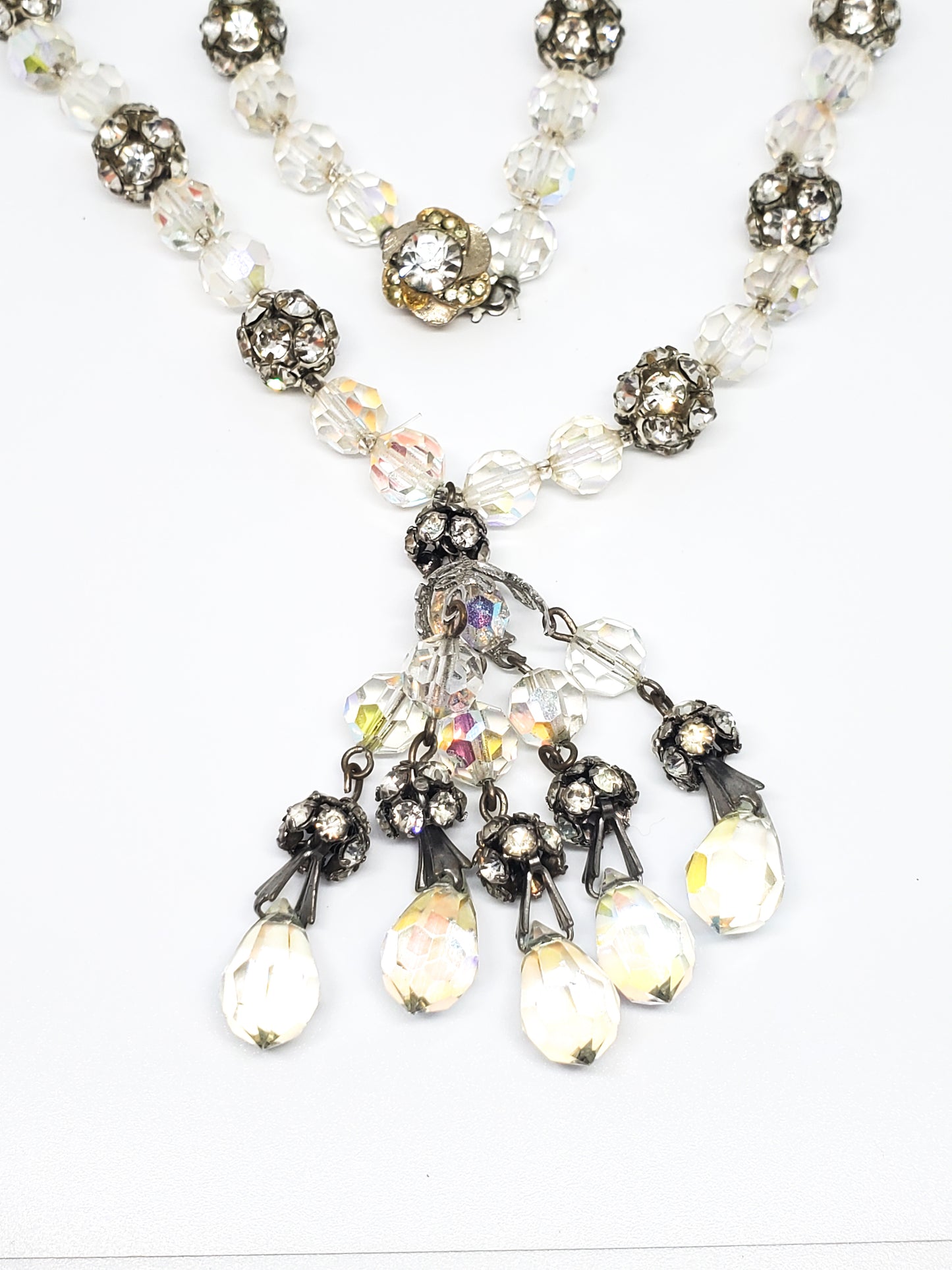 Austrian crystal and rhinestone beaded vintage necklace with pendant 21 inches