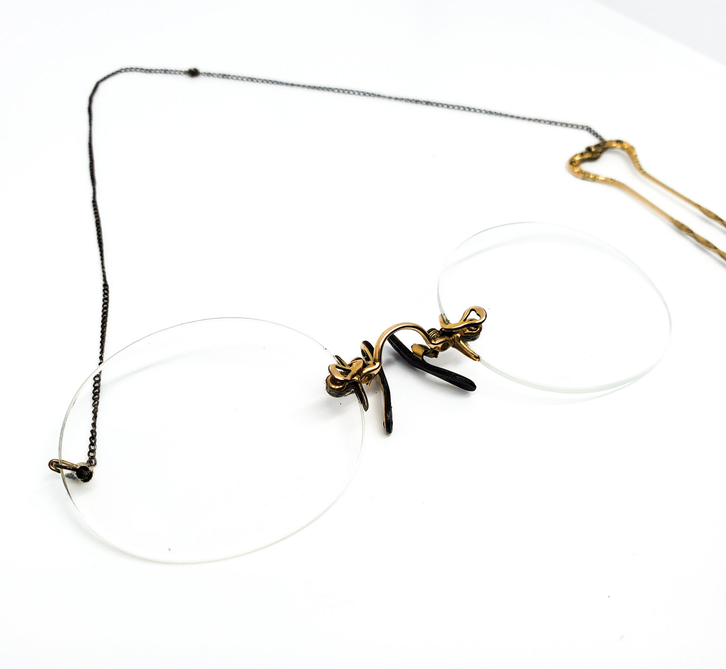 Pince Nez Victorian 1800's glasses 18kt gold filled with hair pick and metal case