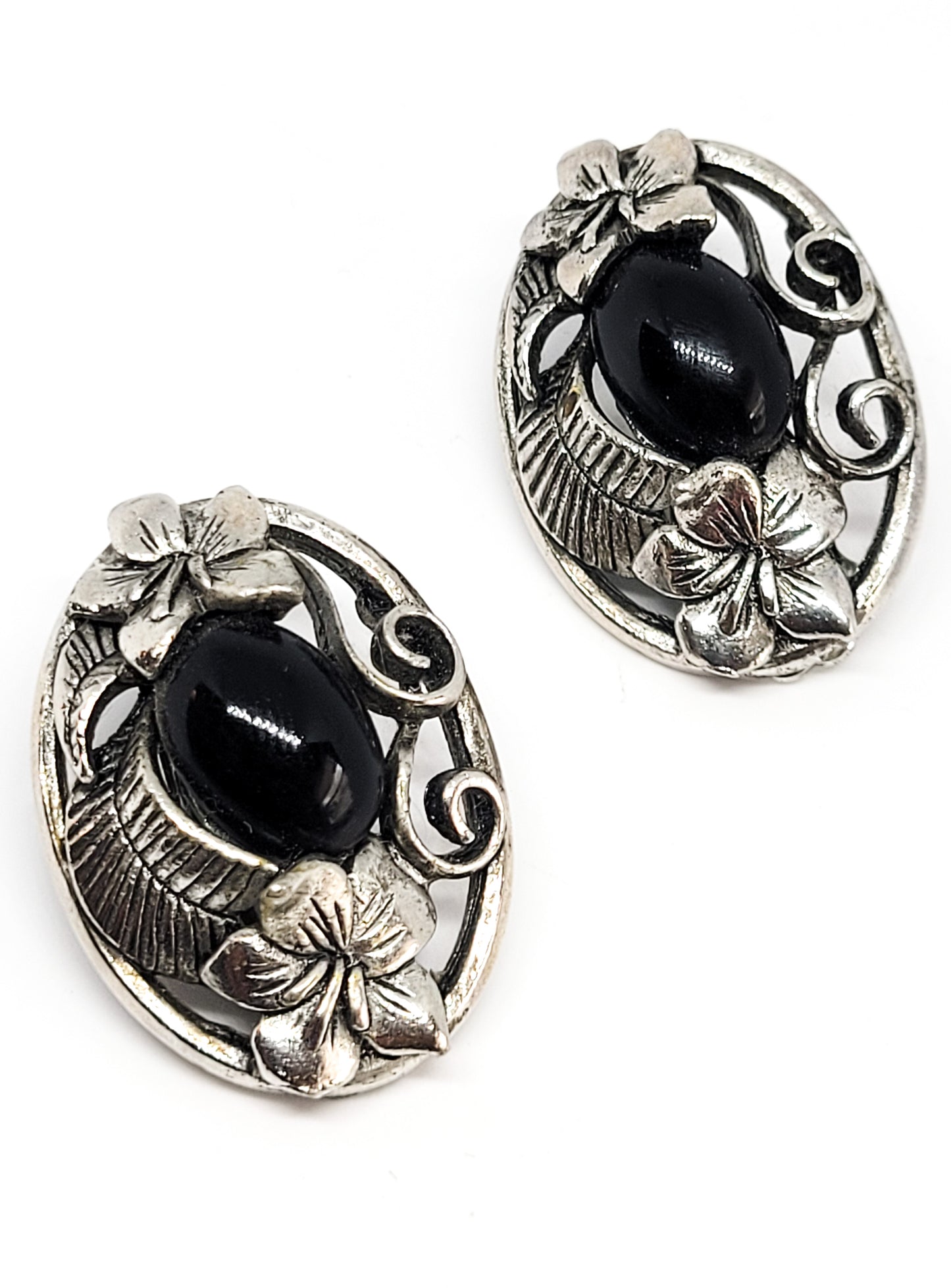Black and silver hibiscus flower vintage clip on cluster earrings