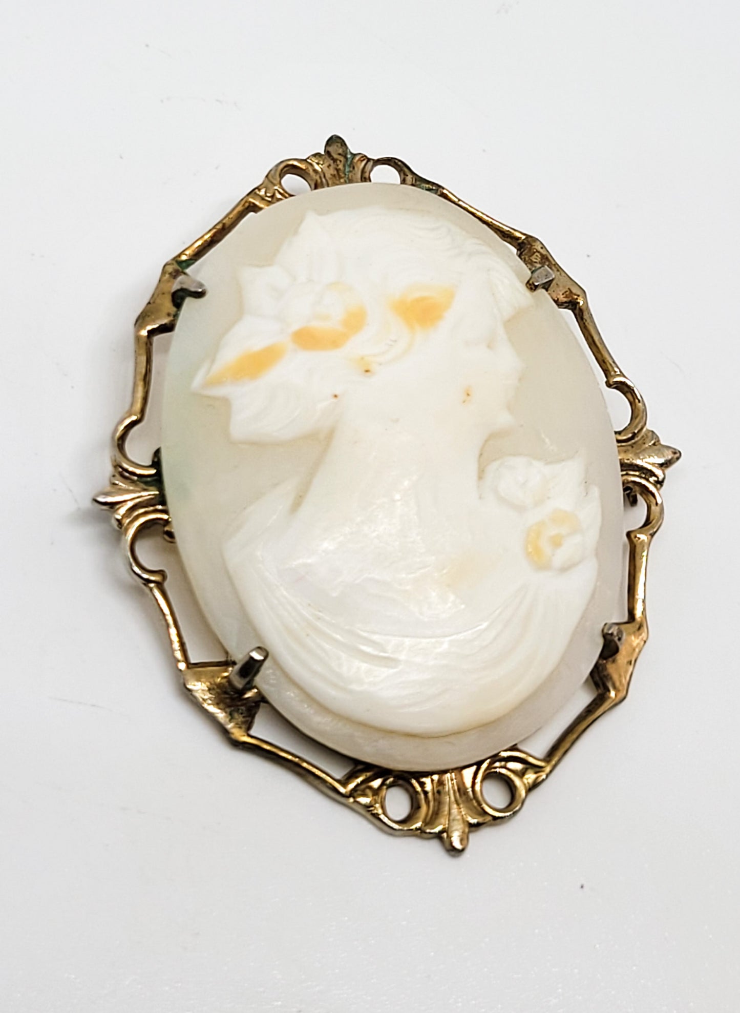 Carved Pink Shell Cameo Grecian woman 10kt  gold filled vintage framed cameo brooch