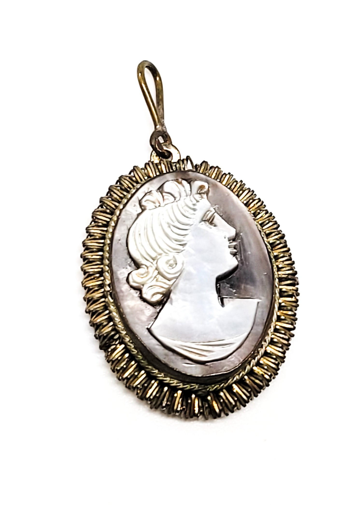 Vincenzo Accardo BCA carved Abalone Mother of Pearl shell cameo vintage pendant