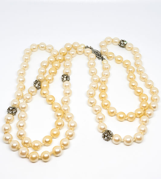 Cream pearl and rhinestone beaded hand knotted long vintage necklace 42 inches