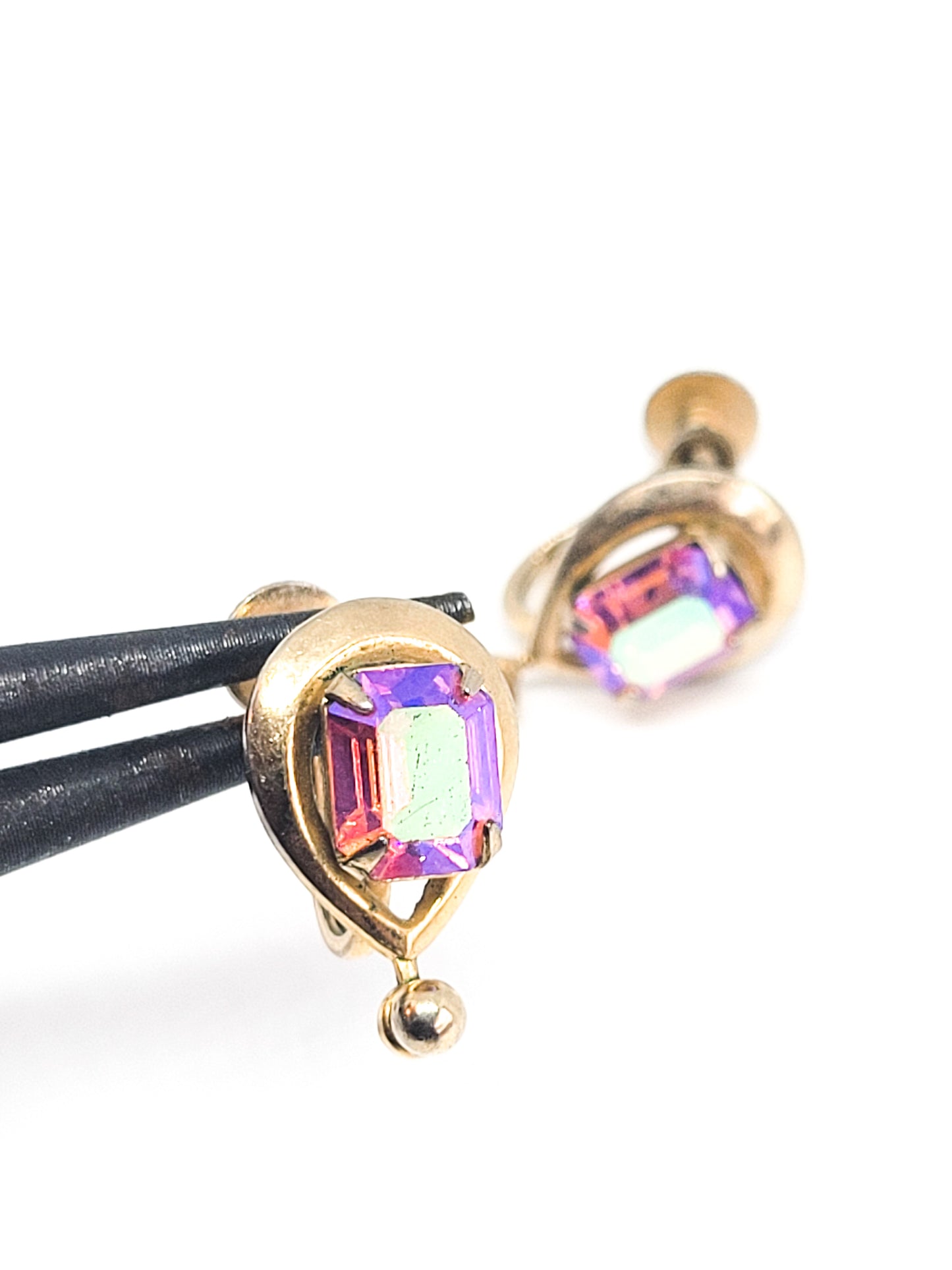 Pink tear drop aurora borealis rainbow gold toned vintage screw back earrings