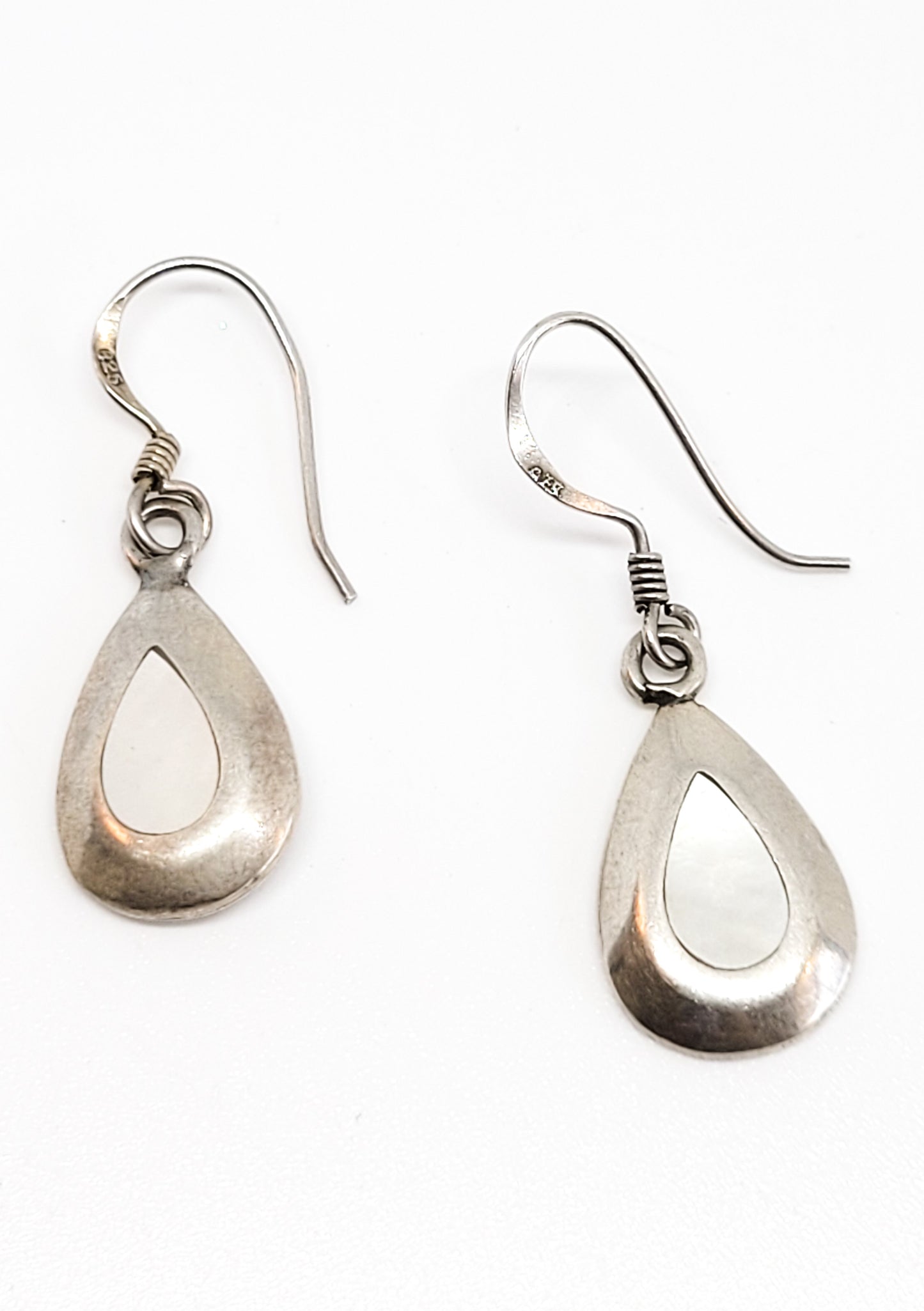 Mother of Pearl MOP gemstone inlay sterling silver tear drop vintage earrings 925