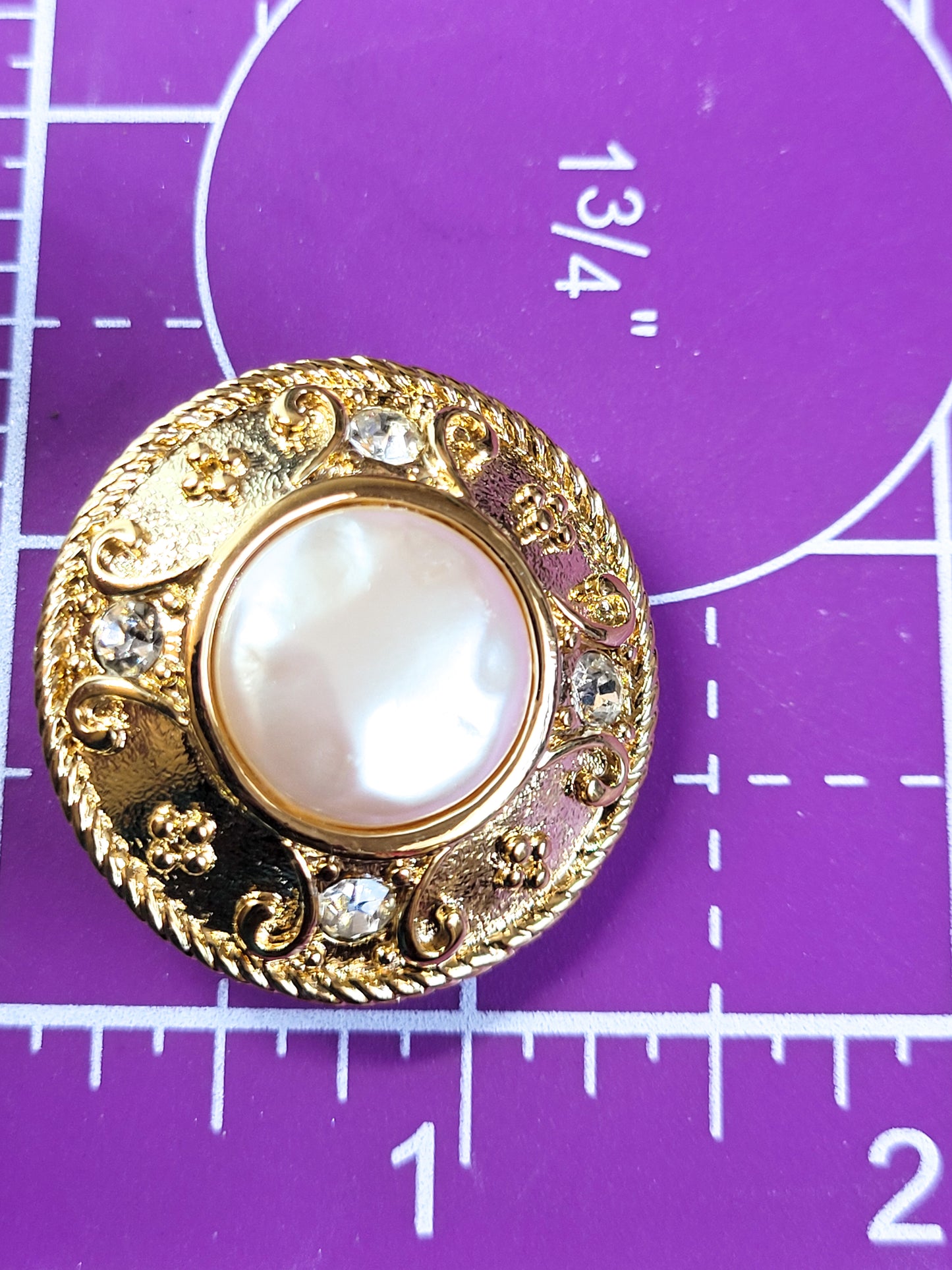 Premier Designs Baroque pearl rhinestone gold toned clip on earrings carded