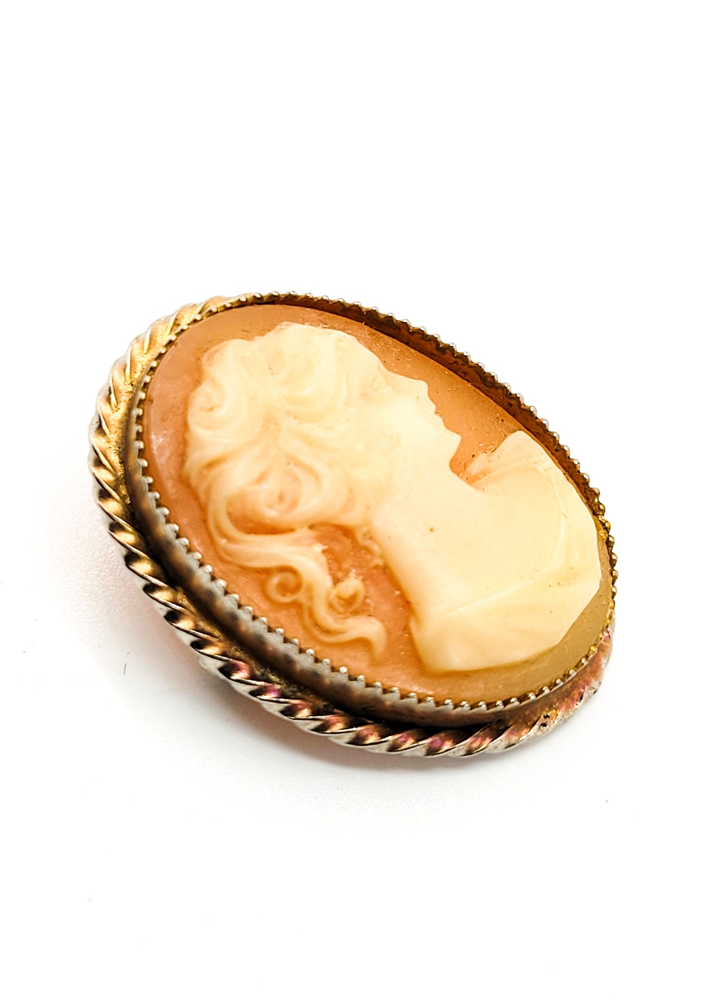 Vintage cameo gold toned framed detailed woman resin cameo brooch