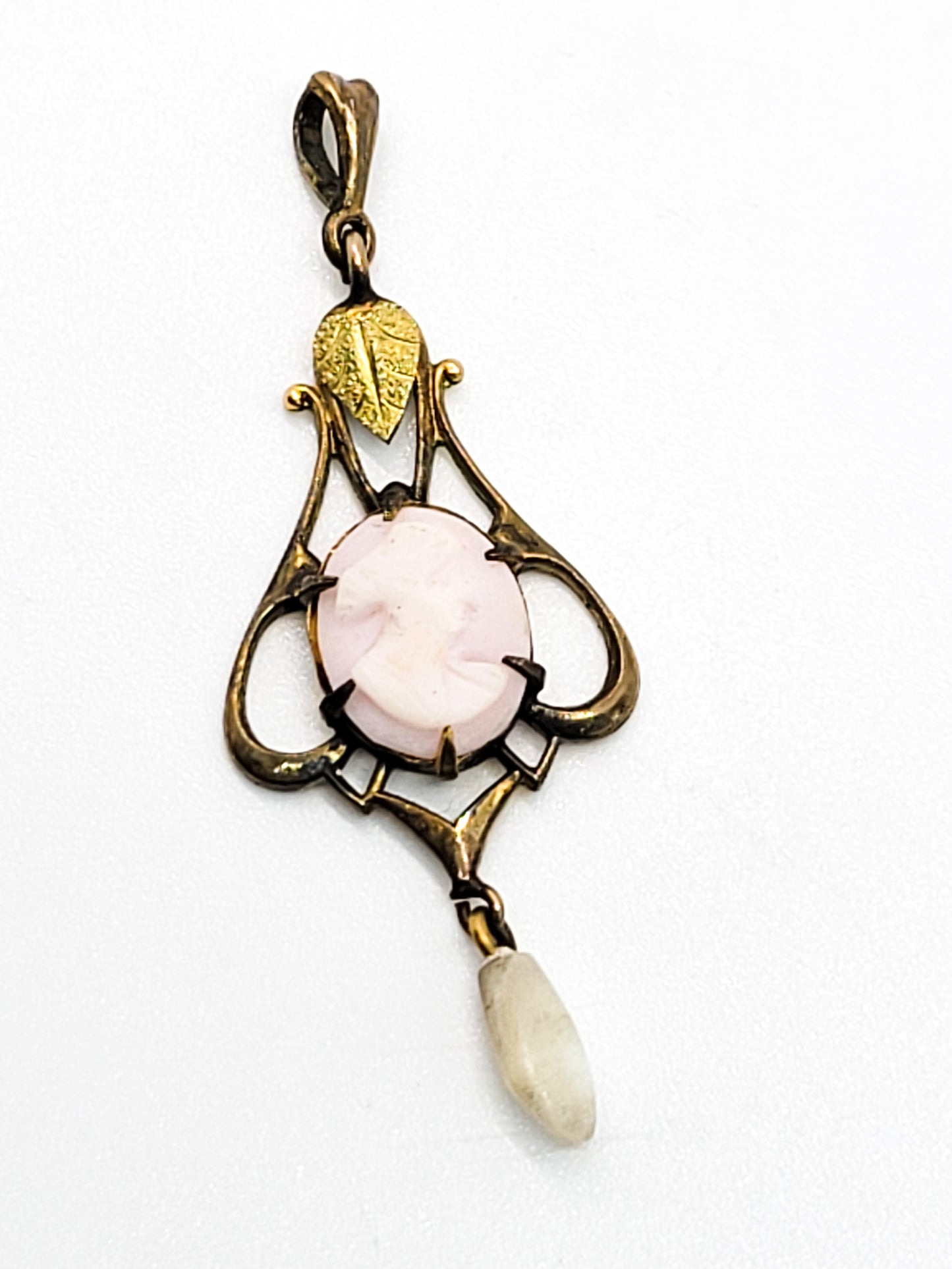 Gold Diggers Black Hills gold Pink cameo freshwater pearl gold filled pendant vintage