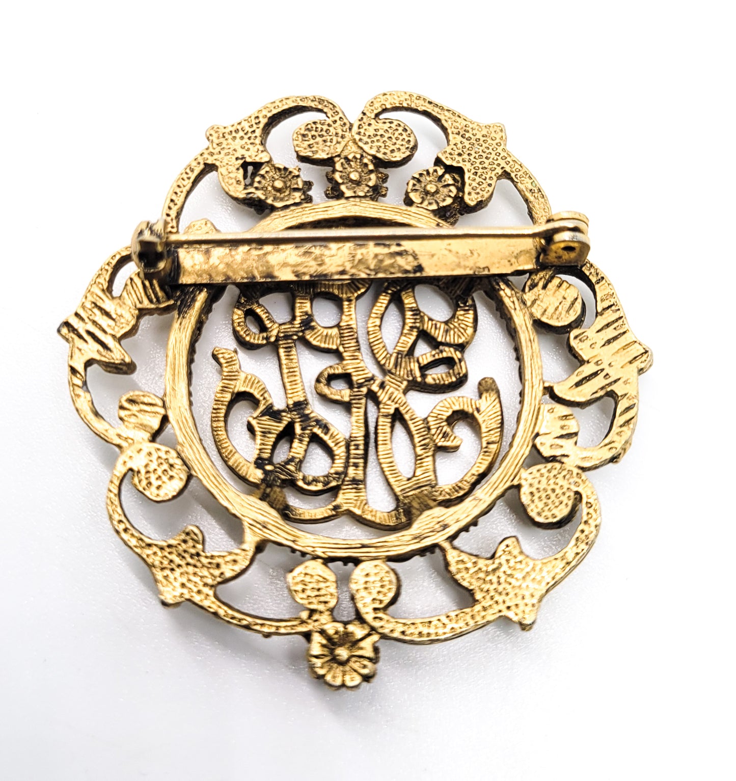 Monogram EET vintage gold toned flower roccoco style brooch
